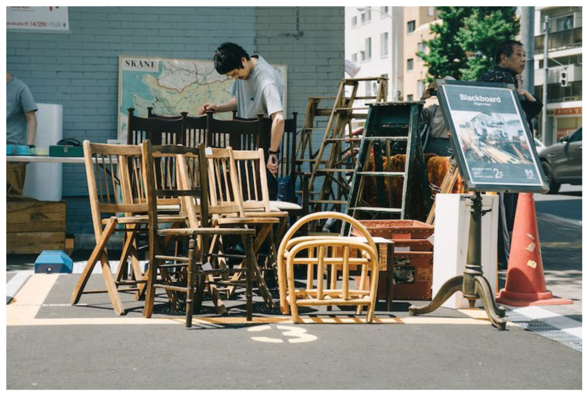 目黒通りの家具